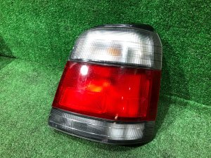 Piloto trasero derecho 220-20597R SUBARU FORESTER OEM 84201FC021 SF5 1998