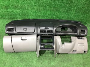 คอนโซลหน้า свап SUBARU FORESTER OEM 66120FC521OE, 66040FC000OE, 66062FC520OE SF5 1998 silver 792