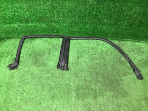 Right door seal 62710FC000 SUBARU FORESTER