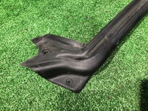 Junta de puerta derecha SUBARU FORESTER OEM 62710FC000 SF5 1998 silver 792
