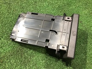カップホルダー SUBARU FORESTER OEM 66150FC000OE SF5 1998 silver 792