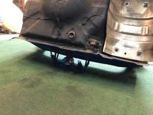 แอ่งวางยางอะไหล่ท้ายรถ SUBARU IMPREZA WRX OEM 52129FE001 GDA 2002 Blue 02C