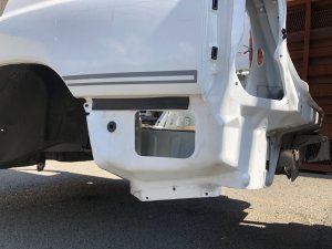 车身后段 REAR CUT SUBARU FORESTER OEM 51402FC042, 51402FC052 1999 White 51E