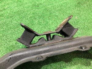 变速箱横梁 SUBARU FORESTER OEM 41021AC390, 41022AC150 SF9, SF5 1998 EJ254 AT