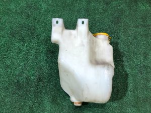 Depósito del limpiaparabrisas SUBARU FORESTER OEM 86610FC000 SF9, SF5 1998 EJ254 AT