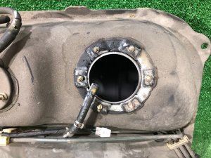 油箱 SUBARU FORESTER OEM 42120FC070 SF9, SF5 1998 EJ254 AT