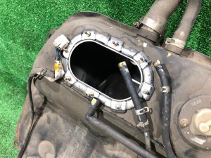 油箱 SUBARU FORESTER OEM 42120FC070 SF9, SF5 1998 EJ254 AT