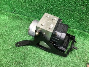 กล่อง ABS 27539FC000 SUBARU FORESTER
