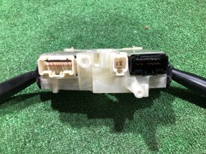 组合开关 SUBARU FORESTER OEM 83111FC410 SF9, SF5 1998 EJ254 AT