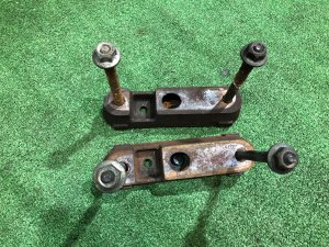 Front crossmember bolts проставки SUBARU FORESTER OEM 20540AC000 SF9, SF5 1998
