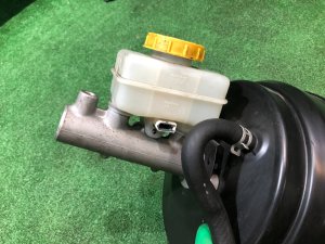 ブレーキマスターシリンダー SUBARU FORESTER OEM 26401AC180, 26402FC100 SF9, SF5 1998 EJ254 AT