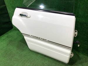 ประตูหลังขวา SUBARU FORESTER OEM 61401FC003 SF9, SF5 1998 White 51E
