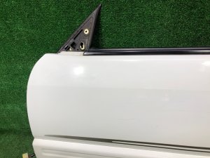 Puerta delantera izquierda SUBARU FORESTER OEM 61101FC012 SF9, SF5 1998 White 51E