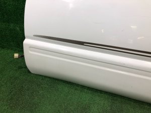 Puerta delantera izquierda SUBARU FORESTER OEM 61101FC012 SF9, SF5 1998 White 51E