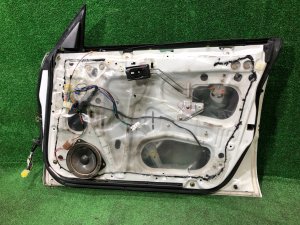 Right front door SUBARU FORESTER OEM 61101FC002 SF9, SF5 1998 White 51E