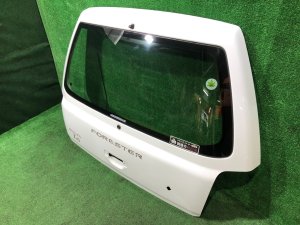 Porta da bagageira SUBARU FORESTER OEM 61701FC000 SF9, SF5 1998 White 51E