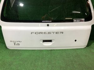 Porta da bagageira SUBARU FORESTER OEM 61701FC000 SF9, SF5 1998 White 51E