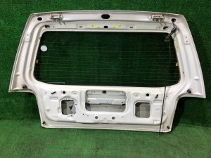 Porta da bagageira SUBARU FORESTER OEM 61701FC000 SF9, SF5 1998 White 51E