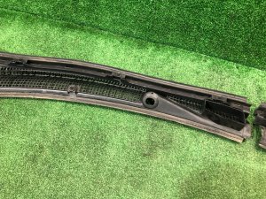 แผงคาวล์ใต้กระจกหน้า SUBARU FORESTER OEM 91151FC040, 91151FC050, 91152FC101, 91152FC111 SF9, SF5 1998