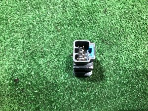 雾灯开关 SUBARU FORESTER OEM 83001FA051 SF9, SF5 1998 EJ254 AT