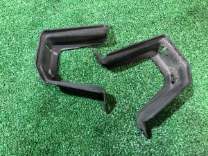 后稳定杆支架 SUBARU FORESTER OEM 20520AC000, 20520AC010 SF9, SF5 1998 White 51E