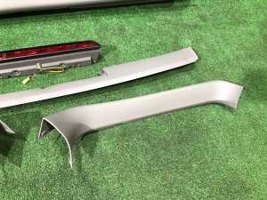 尾门饰板 SUBARU FORESTER OEM 94064FC000ND SF9, SF5 1998 White 51E