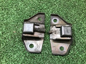 Limitadores de apertura del portón SUBARU FORESTER OEM 60112AA002, 60112AA012 SF9, SF5 1998 White 51E