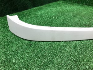 Listón de sujeción del faro derecho SUBARU FORESTER OEM 57112FC000WG SF9, SF5 1998 White 51E