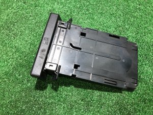 カップホルダー SUBARU FORESTER OEM 66150FC000OE SF9, SF5 1998 White 51E