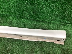 左门槛 SUBARU FORESTER OEM 91057FC290 SF9, SF5 1998 White 51E