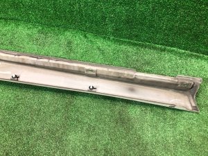 左门槛 SUBARU FORESTER OEM 91057FC290 SF9, SF5 1998 White 51E