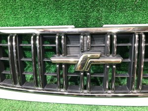 フロントグリル SUBARU FORESTER OEM 91065FC000WG SF9, SF5 1998 White 51E