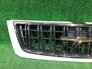 フロントグリル SUBARU FORESTER OEM 91065FC000WG SF9, SF5 1998 White 51E