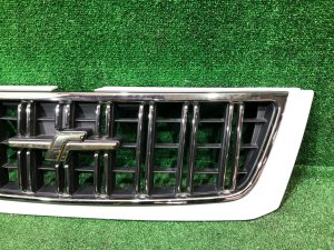 フロントグリル SUBARU FORESTER OEM 91065FC000WG SF9, SF5 1998 White 51E