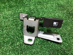 Puxador da tampa do depósito SUBARU FORESTER OEM 57346AA010ML, 57340FC000 SF9, SF5 1998 White 51E