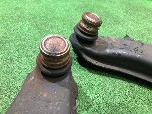 Braços de suspensão dianteiros SUBARU FORESTER OEM 20200AA200, 20200AA210 SF9, SF5 1998 EJ254 AT