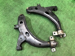 Braços de suspensão dianteiros SUBARU FORESTER OEM 20200AA200, 20200AA210 SF9, SF5 1998 EJ254 AT