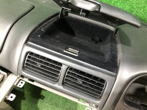 ダッシュボード SUBARU FORESTER OEM 66040FC000OE SF9, SF5 1998 White 51E