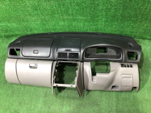 ダッシュボード SUBARU FORESTER OEM 66040FC000OE SF9, SF5 1998 White 51E