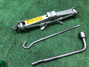 千斤顶 SUBARU LEGACY OEM 97030FC110 BP5 2004