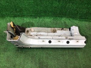 左サイドシル SUBARU FORESTER OEM 51402FC071 SF9 1999 White 51E