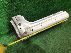 左サイドシル SUBARU FORESTER OEM 51402FC071 SF9 1999 White 51E