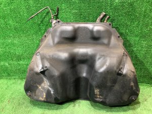 Бензобак вмятина SUBARU LEGACY OEM 42012AG011 BP5 2004 EJ20X AT