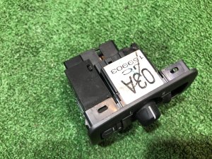 กล่องควบคุมกระจกมองข้าง SUBARU LEGACY OEM 83002AG040 BP5 2004 EJ20X AT