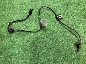 เซ็นเซอร์ ABS หน้าซ้าย 27540AG010 SUBARU LEGACY