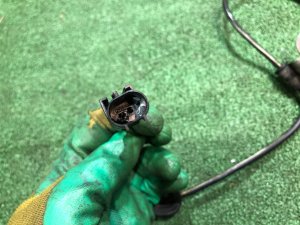 Sensor ABS delantero izquierdo SUBARU LEGACY OEM 27540AG010 BP5 2004 EJ20X AT