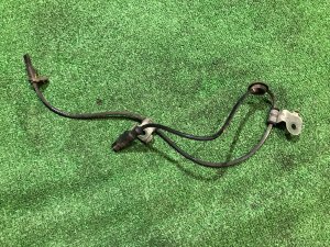เซ็นเซอร์ ABS หน้าขวา 27540AG000 SUBARU LEGACY