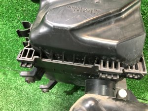 Корпус воздушного фильтра SUBARU LEGACY OEM 46052AG010, 46052AG050 BP5 2004 EJ20X AT