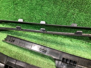 地毯固定件 SUBARU LEGACY OEM 94060AG030JC, 94060AG040JC, 94061AG000JC, 94060AG000JC BP5 2004 BLACK 32J