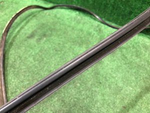 Moldura del parabrisas SUBARU LEGACY OEM 65058AG000 BP5 2004 BLACK 32J